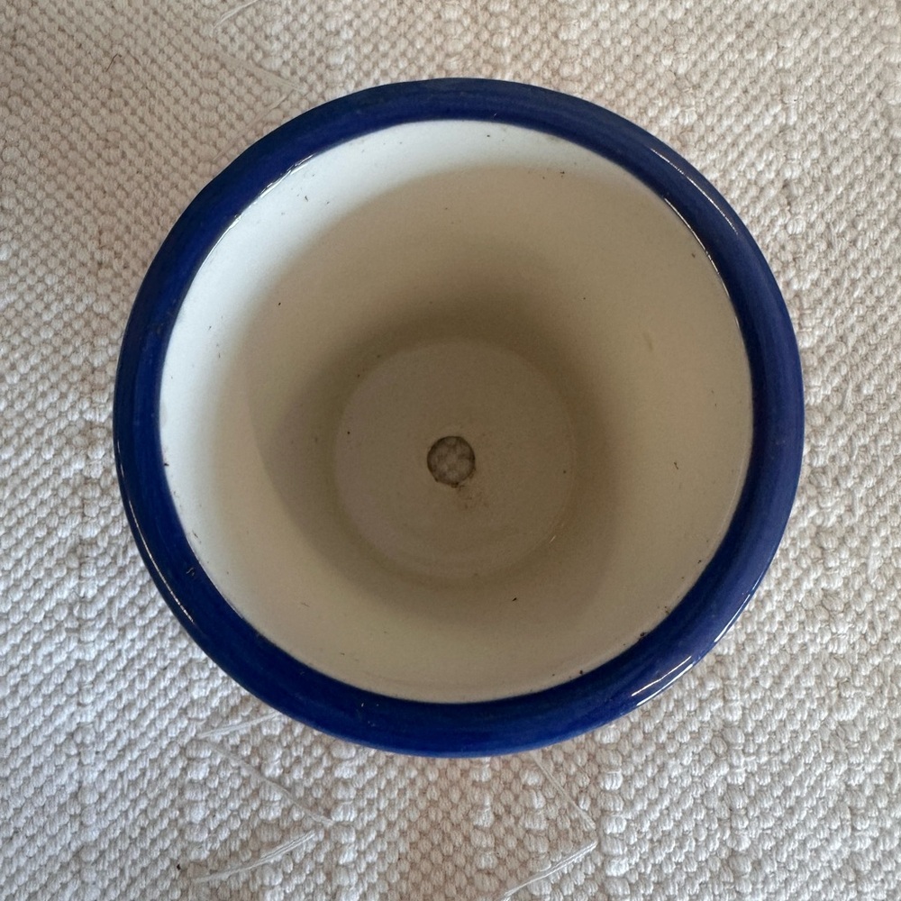 Ceramic Pot - Picture 6 of 7
